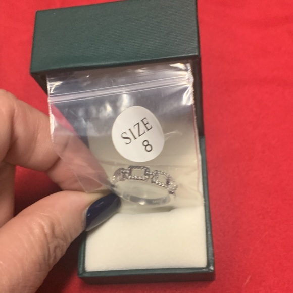 NEW Stunning Moissanite D link chain style band - Picture 8 of 9